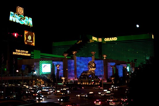 vegas-mgmgrand3.jpg