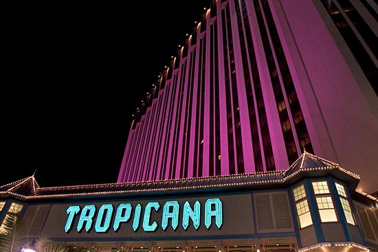 vegas-tropicana.jpg
