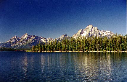colterbay.jpg (45883 bytes)
